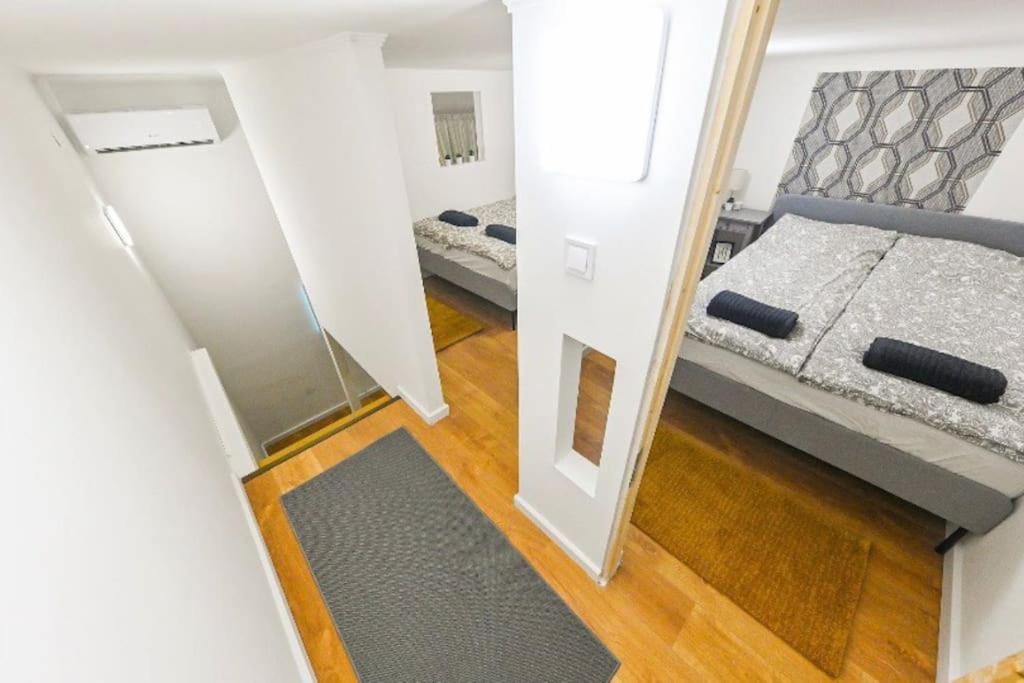 2 Bedroom Flat In Damjanich Str., Hirsch Βουδαπέστη Εξωτερικό φωτογραφία